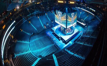 中国游戏大国的出航收入是中国市场近600亿美元国际市场2000亿美元的一部分，欧盟市场收入是欧盟市场的三倍，中国人口可能是欧洲人口...